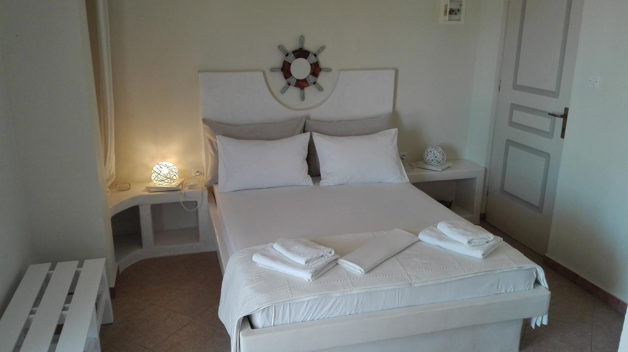 Oceanis Rooms Adamantas  Exterior foto